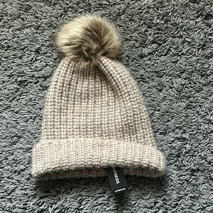 Express Women’s Beanie